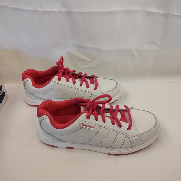 Brunswick Strikeforce Shoes W 8.5 Satin Athletic Low Bowling White/Pink VGUC! - Picture 4 of 6